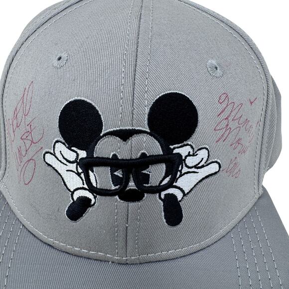 Disney Parks Mickey Mouse Snapback Cap Casual Ombre Gray Black Unisex One Size - Picture 6 of 12